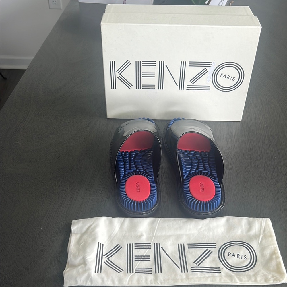 Kenzo Kids Black and Red Slide Sandals